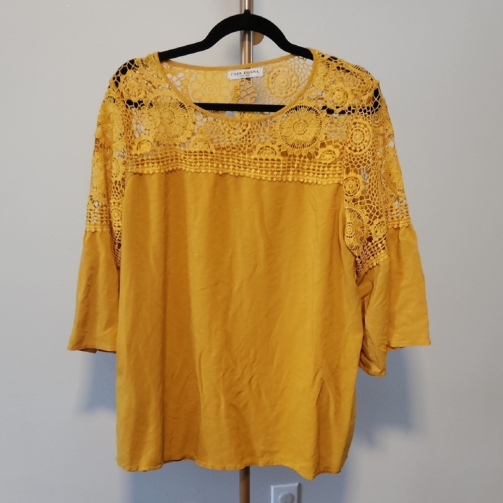Chic Yellow Lace Top by Casa Donna